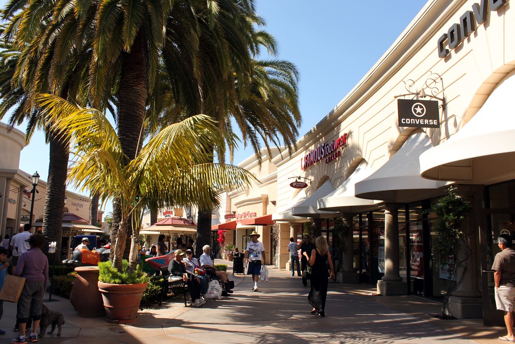 Commercial and Industrial Business Photo of outdoor shopping area